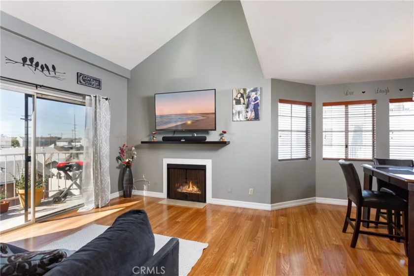 1100 Euclid Avenue #318 photo 1