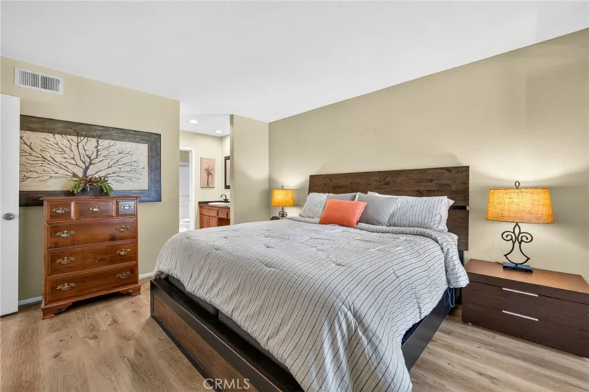 23406 Coso photo 20
