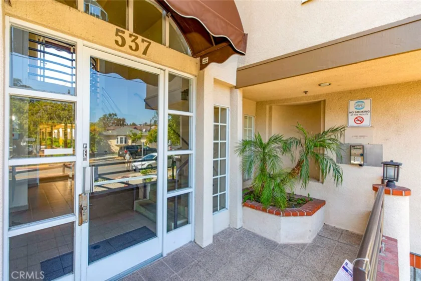537 N Adams Street #211 photo 1