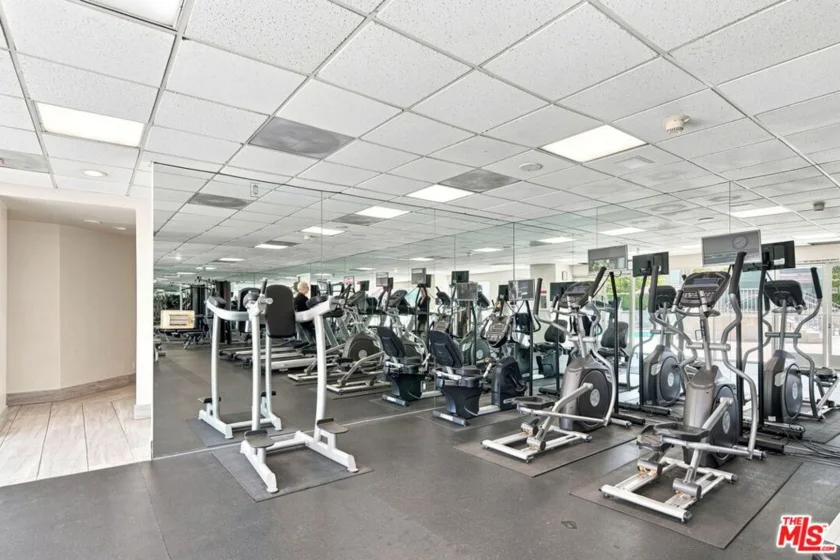 865 Comstock Avenue #14B photo 32