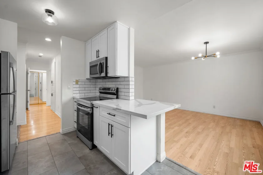 1485 E Wilson Avenue #L photo 5