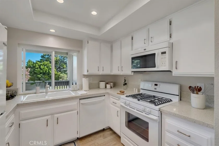 8877 Lauderdale Court #213F photo 10