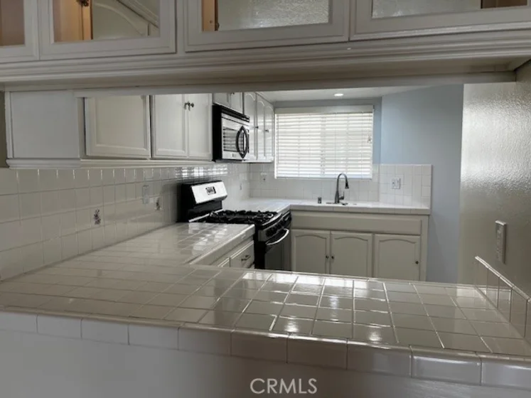 537 N Adams #212 photo 10