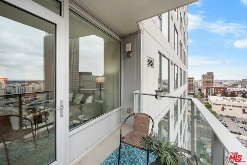 1050 S Grand Avenue #1303 photo 57