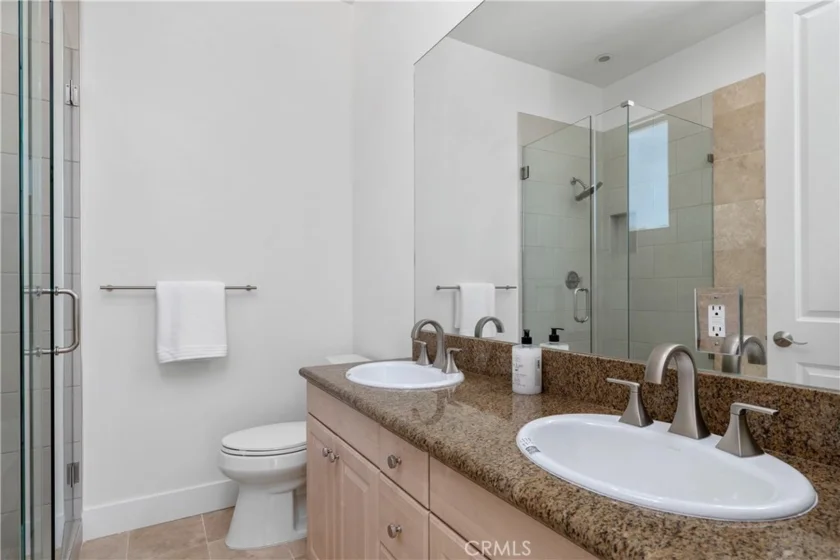 13440 Moorpark Street #101 photo 27