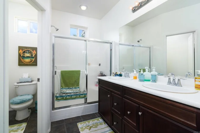 27494 Hazelhurst Street #2 photo 23