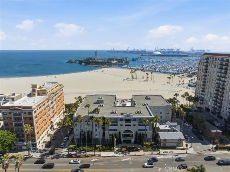 1000 E Ocean #402 photo 13
