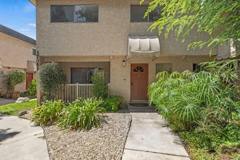 17061 Roscoe Boulevard #1 photo 1
