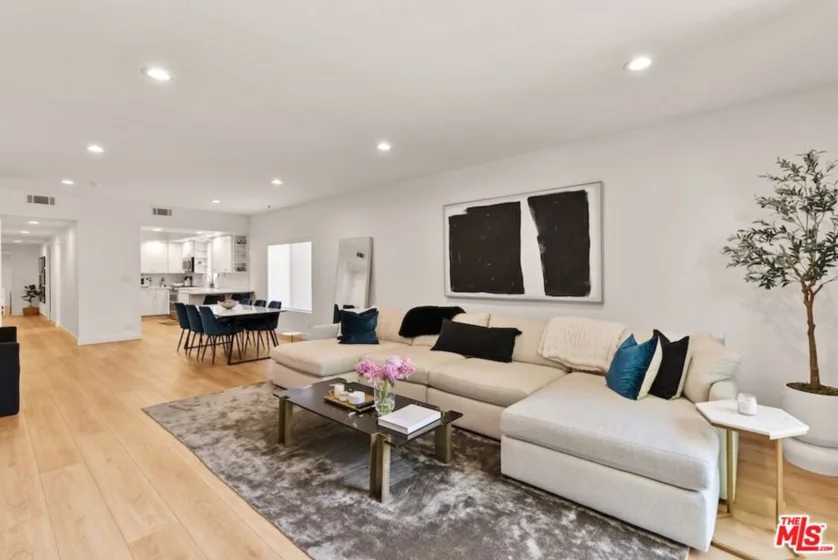 10620 Eastborne Avenue #102 photo 24