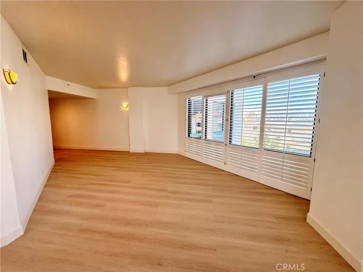 1310 E Ocean #407 photo 8