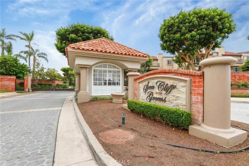 6011 Shadowbrook photo 44