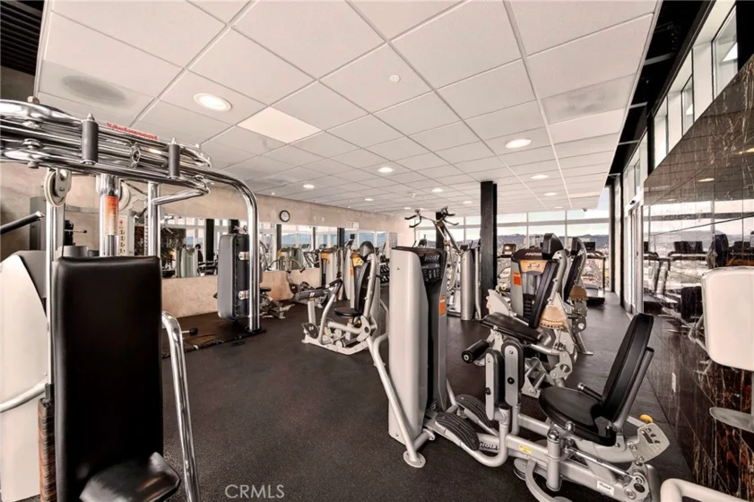 3810 Wilshire Boulevard #909 photo 23