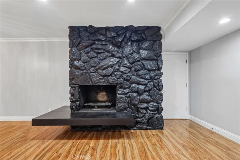 6225 Coldwater Canyon Avenue #102 photo 5