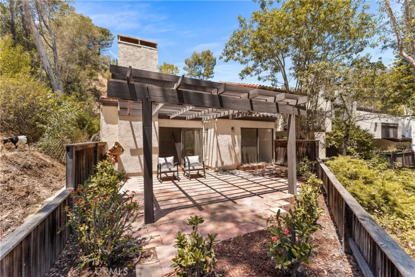 77 Barmore Court photo 31