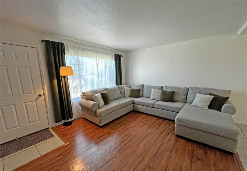 24109 Fir photo 10