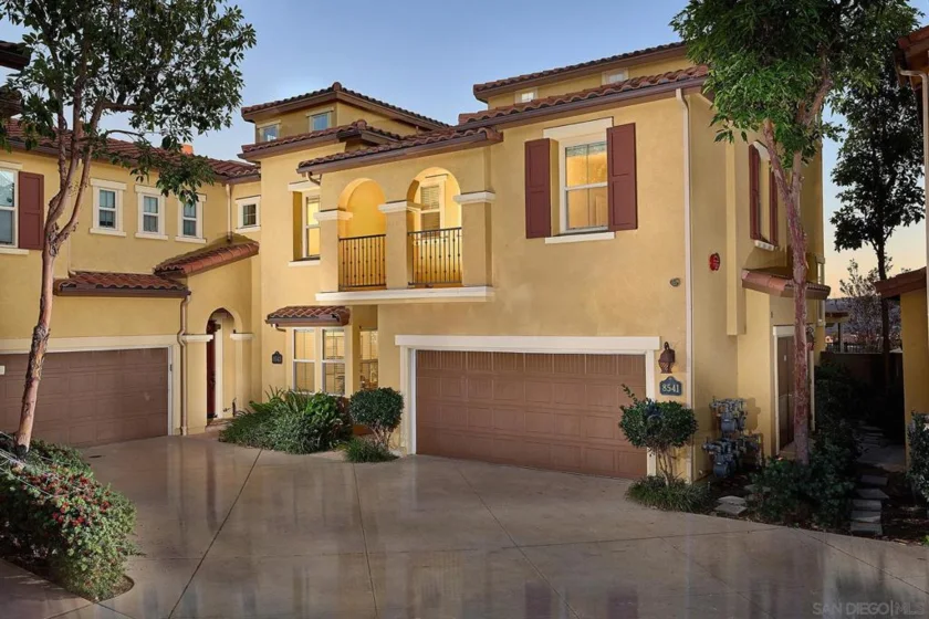 8541 Old Stonefield Chase photo 1