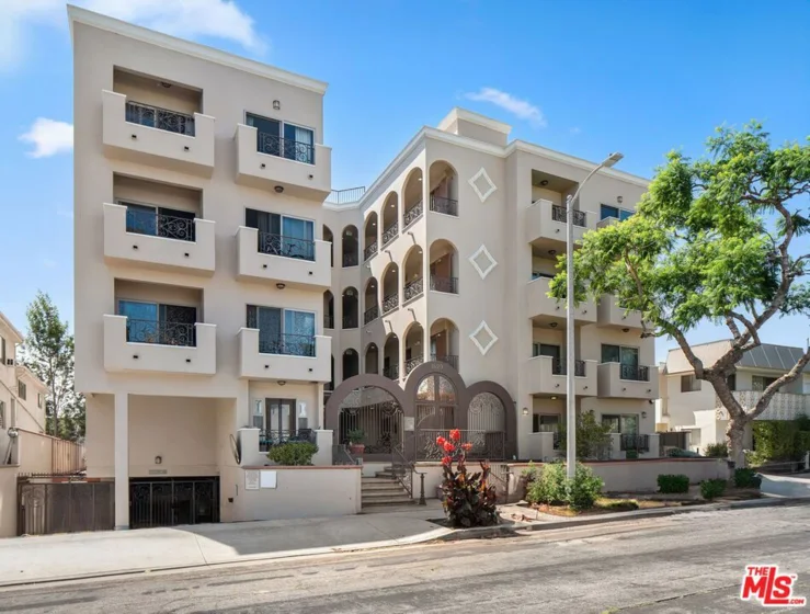 1629 Armacost Avenue #101 photo 1