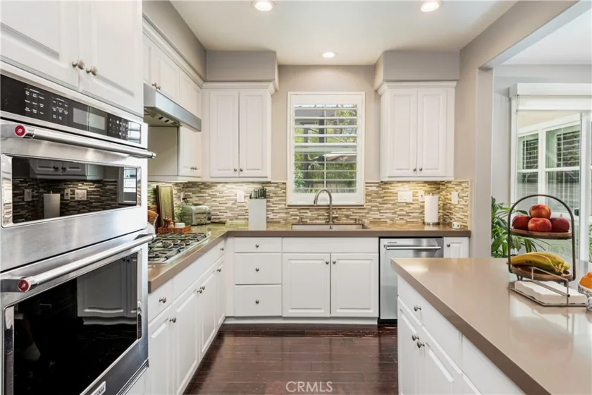 3216 Carrotwood photo 11
