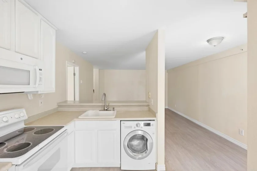 7500 Parkway Drive #207 photo 16