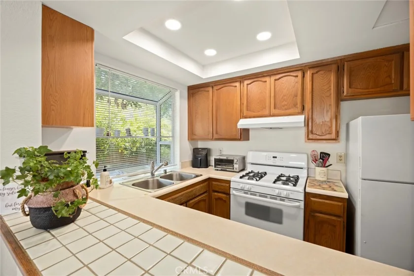 4678 Lakeview #1 photo 4