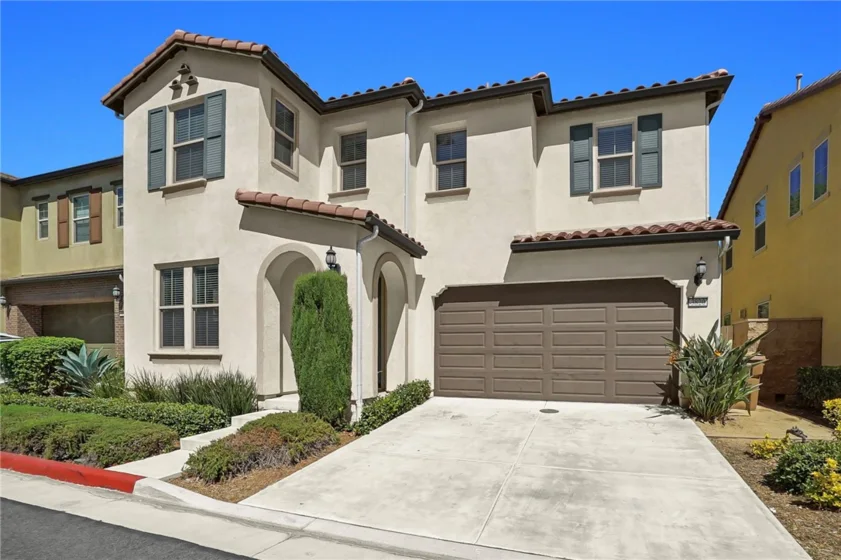 3820 Summer Holly Way photo 2