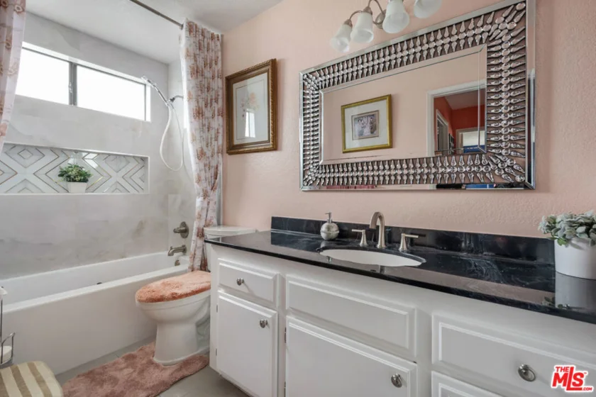 845 W 19th Street #1 photo 44