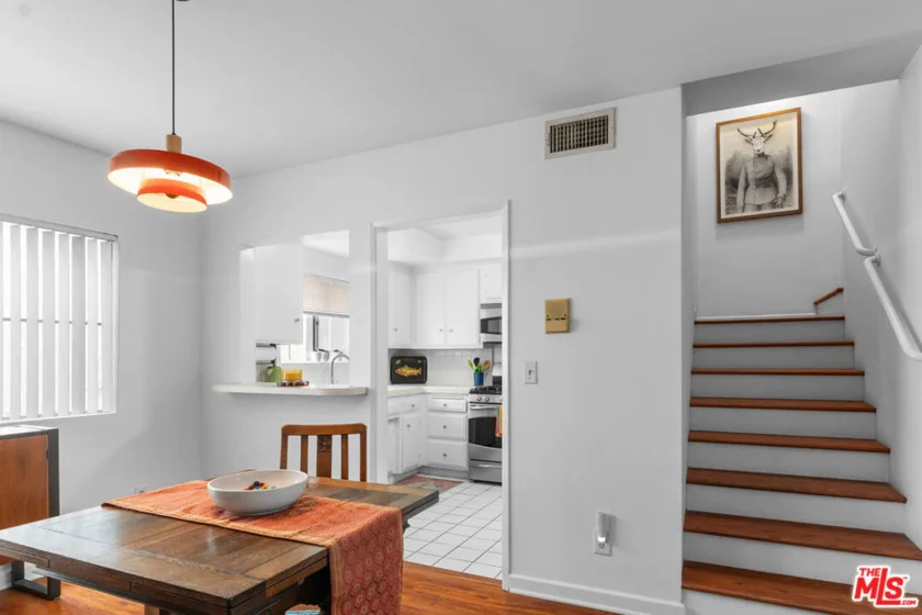 1828 Barry Avenue #4 photo 19