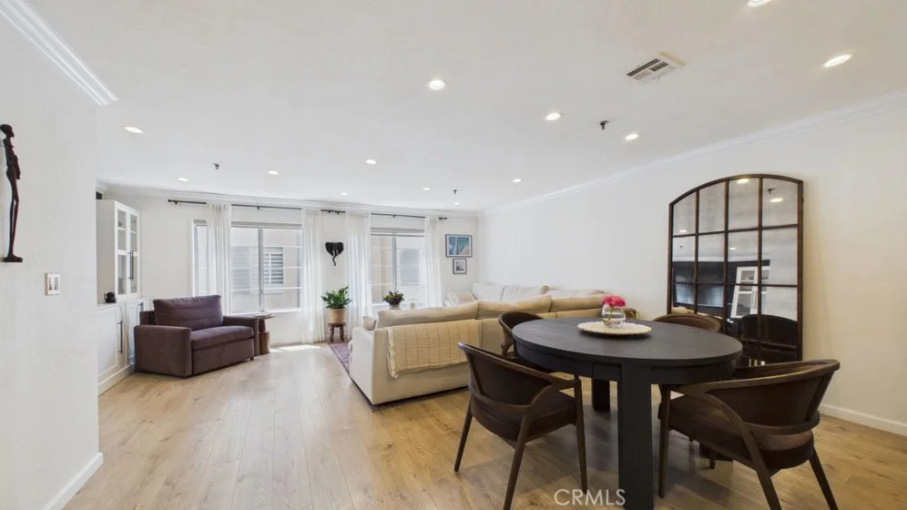 735 W California #102 photo 7