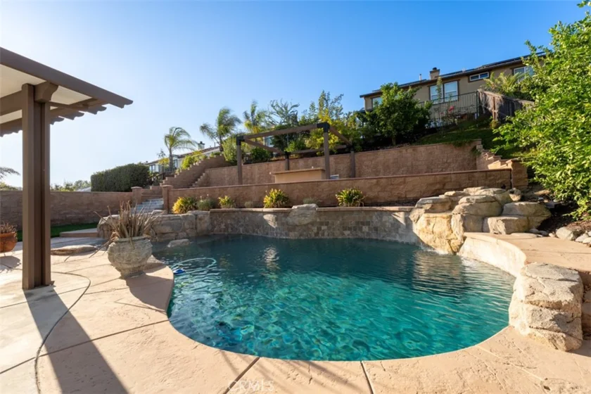 27367 Pinyon photo 11