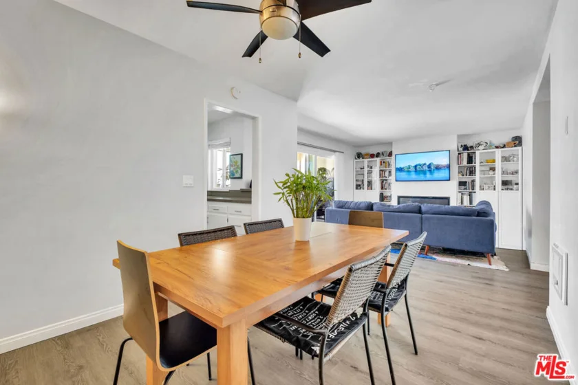5674 Windsor Way #210 photo 7