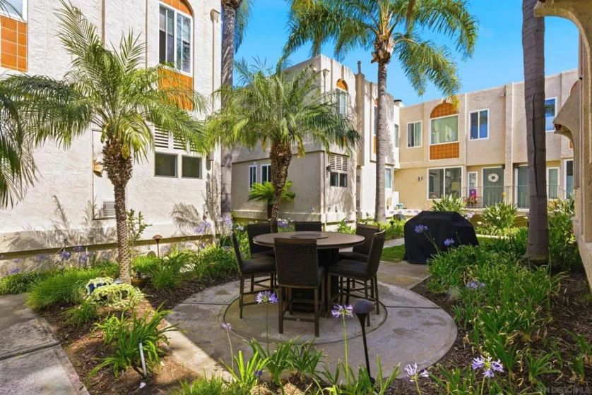 4070 Riviera Drive #5 photo 40