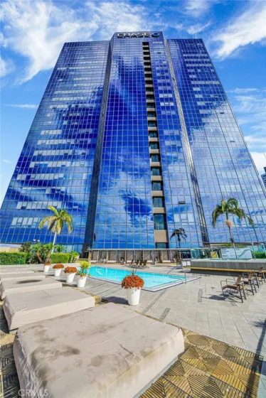 1100 Wilshire #2901 photo 18