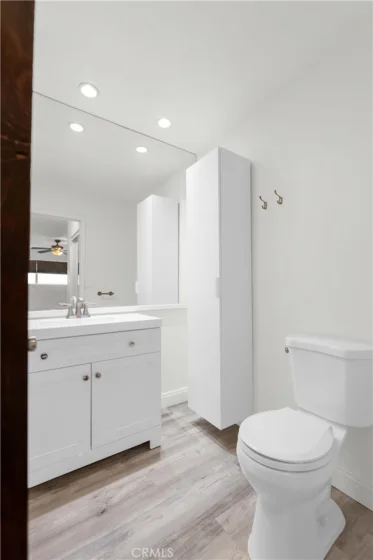 532 N Rossmore #311 photo 6