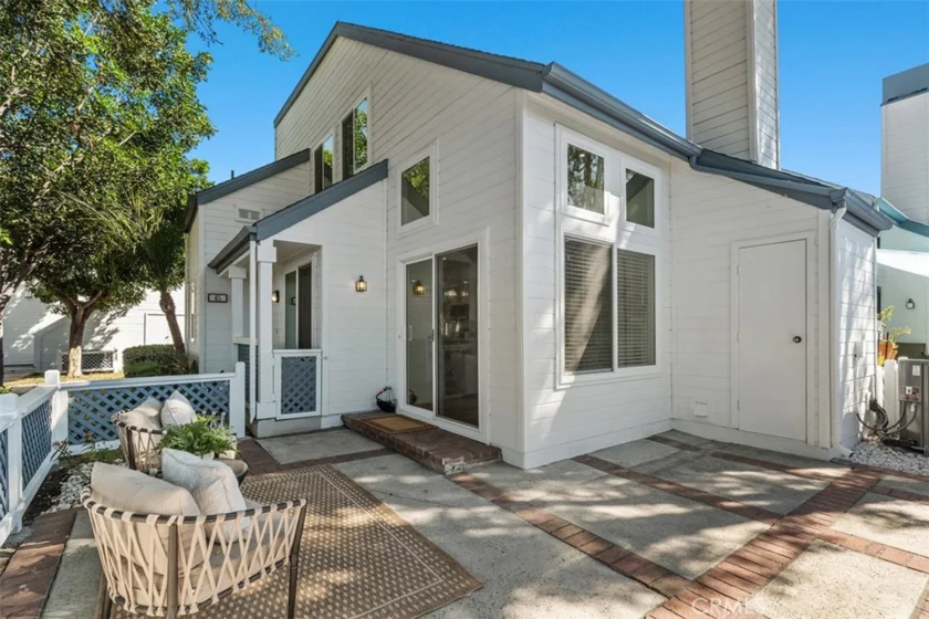 45 Greenmoor photo 34