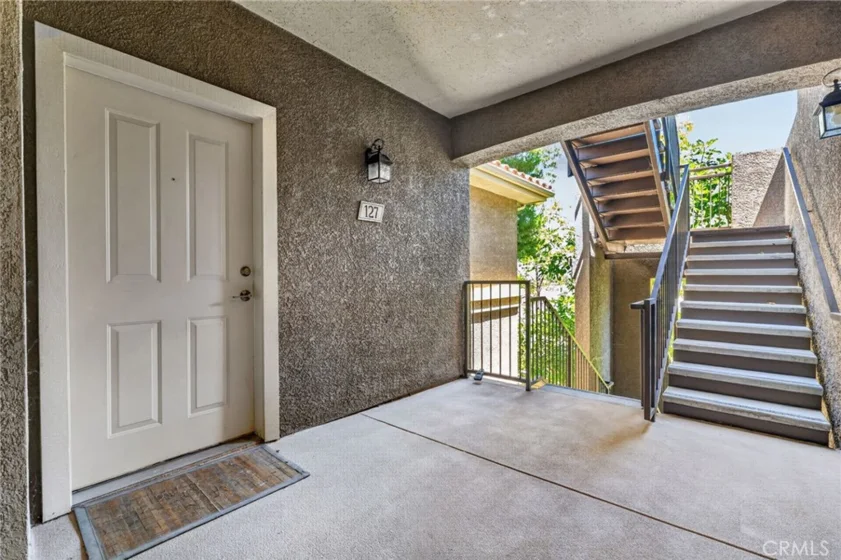 22681 Oakgrove #127 photo 24
