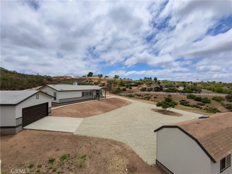 40705 Calle Vecina photo 5