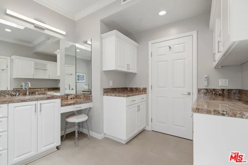 820 S Gretna Green Way #6 photo 36
