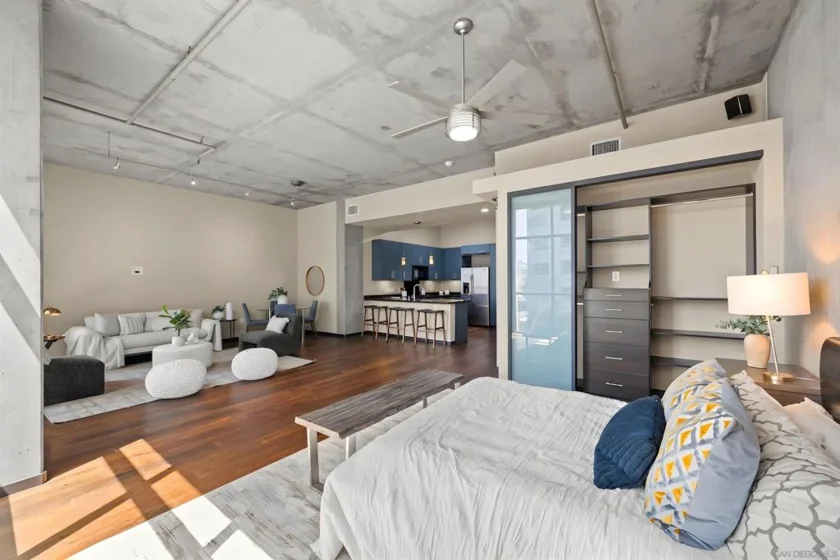 527 10th Avenue #302 photo 6