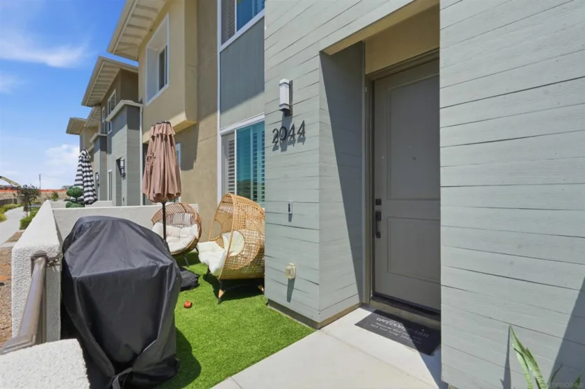 2044 Bluestone Circle photo 31