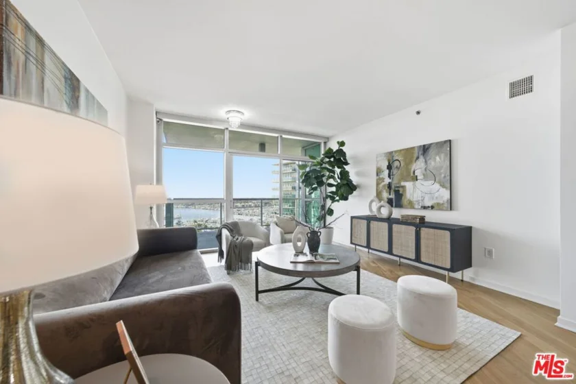 13650 Marina Pointe Drive #1603 photo 3