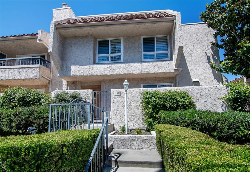 5401 Zelzah #115 photo 24