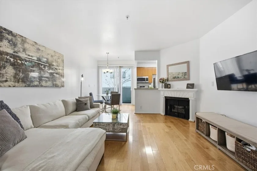 620 S Gramercy Place #130 photo 1