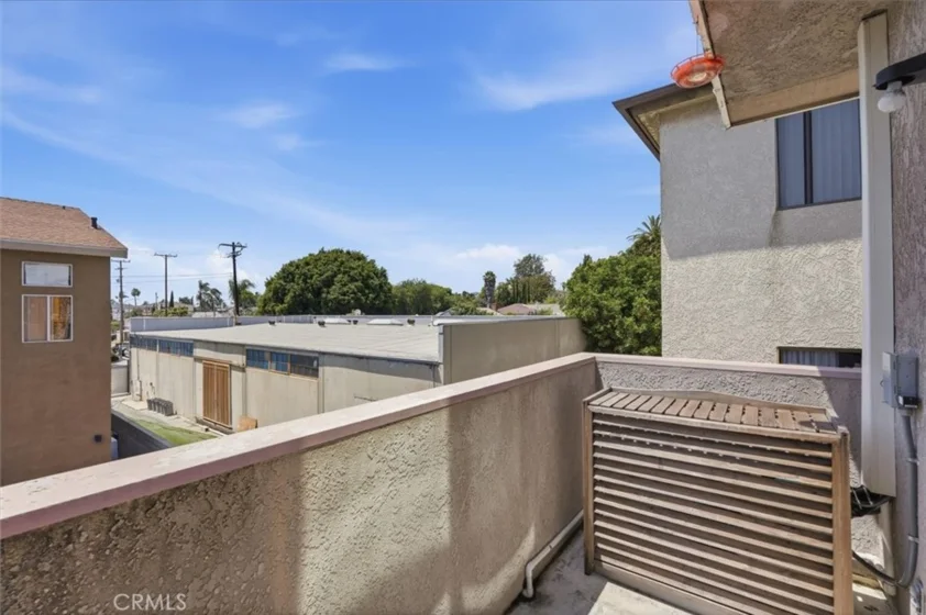 1355 Loma Avenue #310 photo 25
