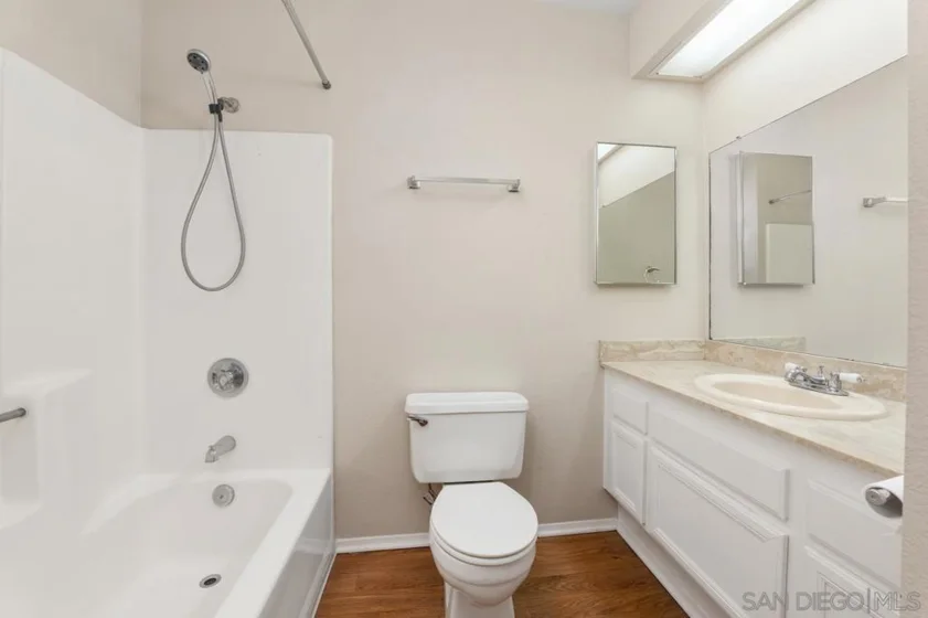 4240 Menlo Avenue #19 photo 16