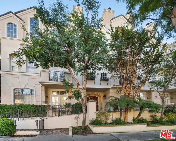 11680 Montana Avenue #104 photo 1