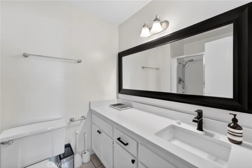 1627 Brea Boulevard photo 20