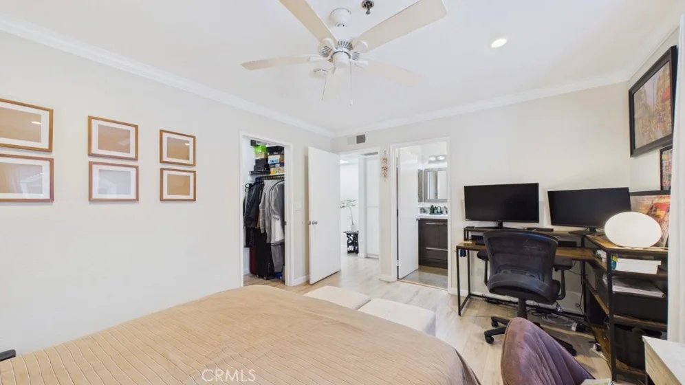 735 W California #102 photo 17