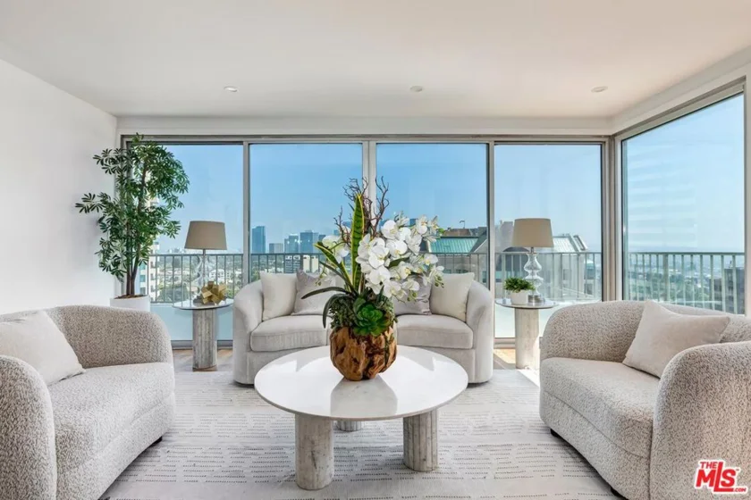10501 Wilshire Boulevard #1810 photo 22