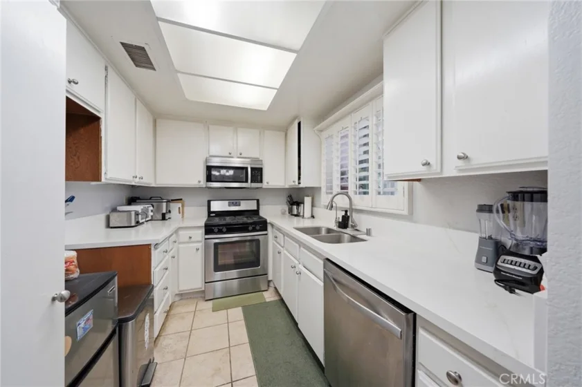 10452 W Briar Oaks photo 24