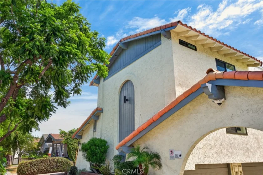 648 Coronado photo 37